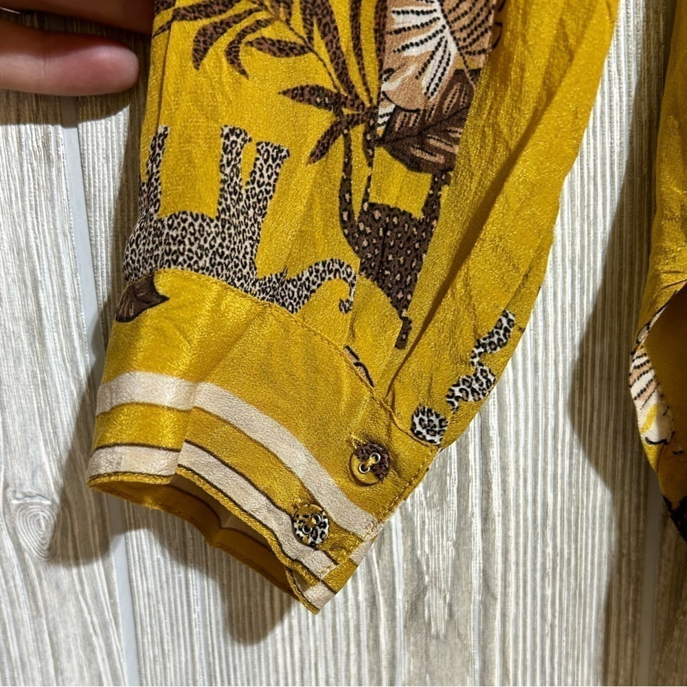 Johnny Was 100% Silk Taly Safari Printed Tunic Blouse Top High Low Hem SZ Small - Picture 10 of 13